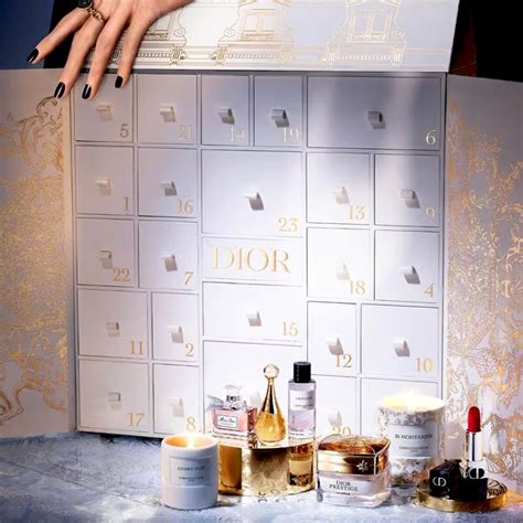 calendrier de l'avent 2023 femme dior|Dior divent calendrier.